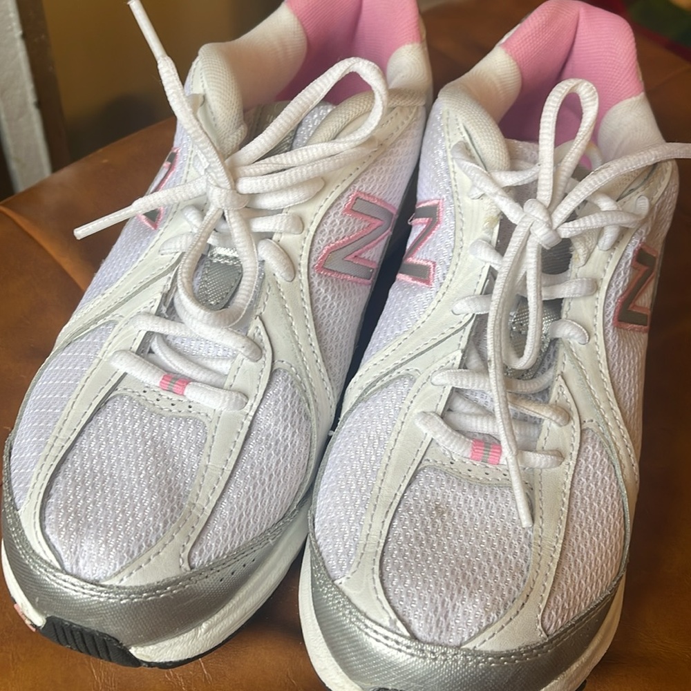 New Balance 496 Women’s Walking Shoe - Picture 7 of 7